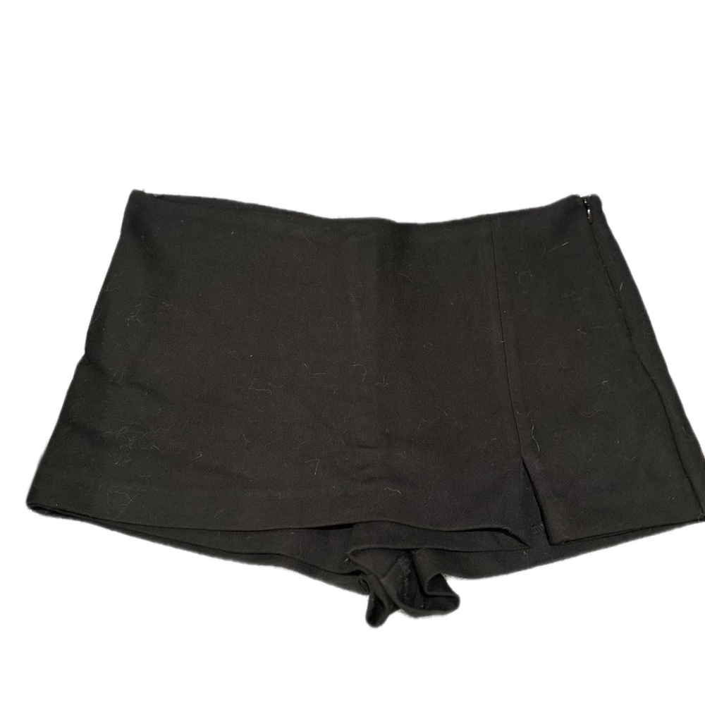 Zara Women's Black Skort